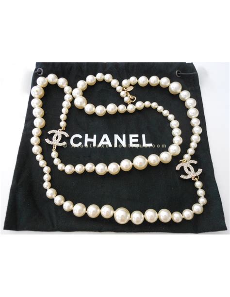 collier de perles chanel|chanel boutique.